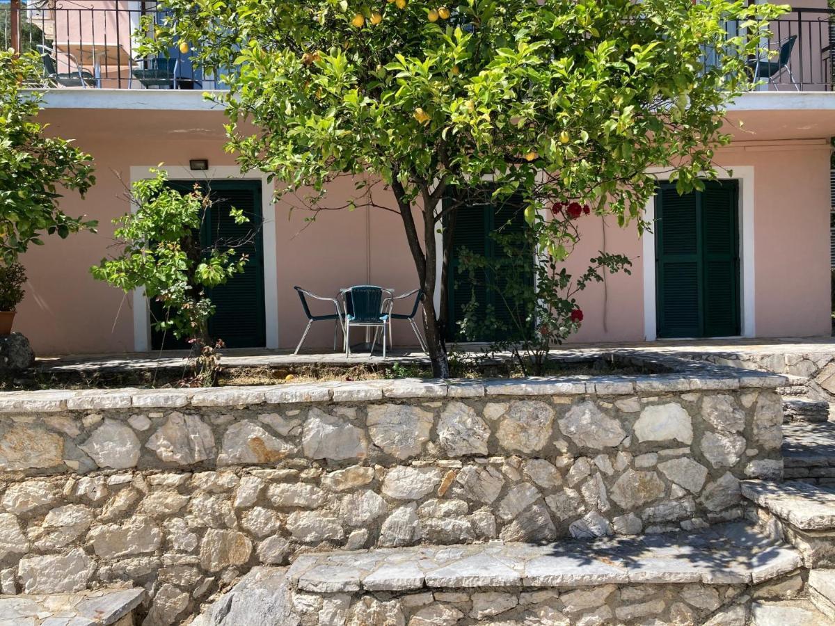نساكيون Aliki'S Comfortable Holiday Apartments-Great Location المظهر الخارجي الصورة