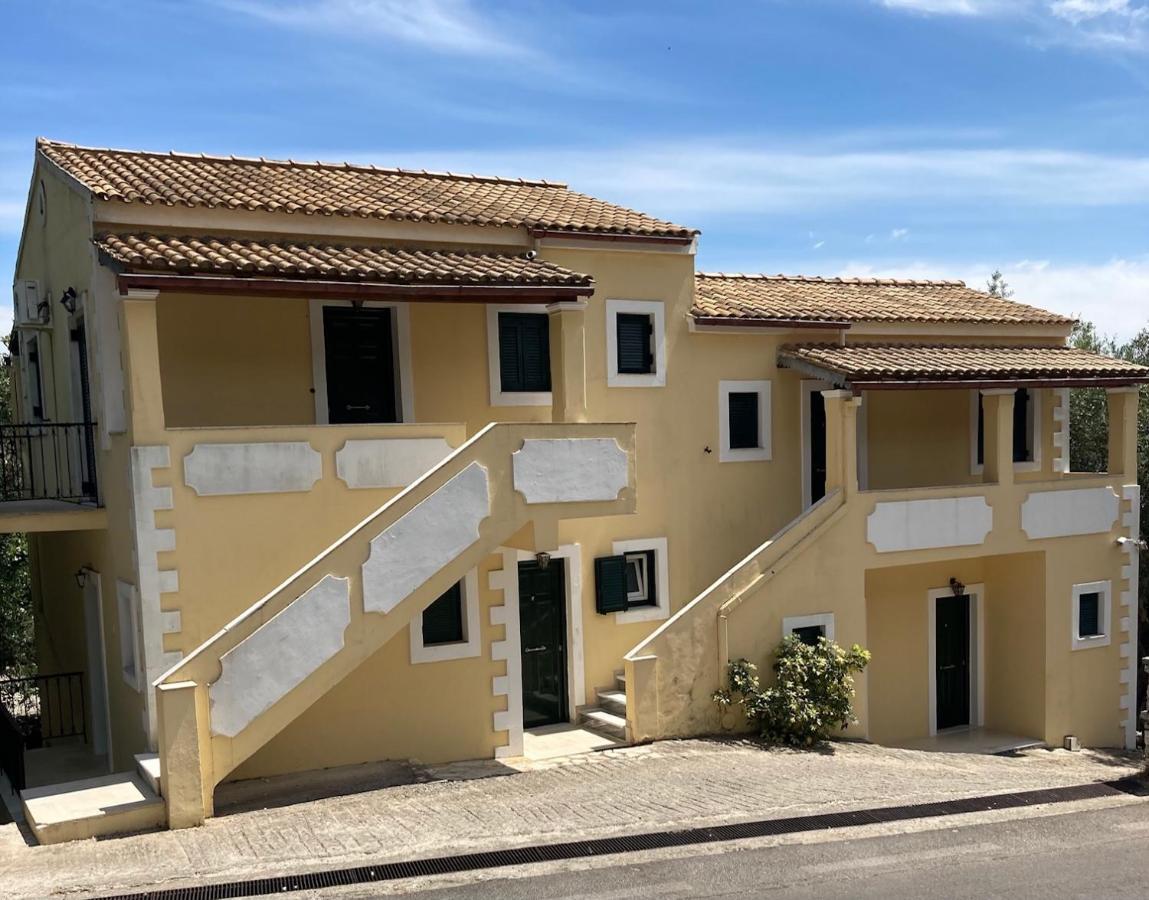 نساكيون Aliki'S Comfortable Holiday Apartments-Great Location المظهر الخارجي الصورة
