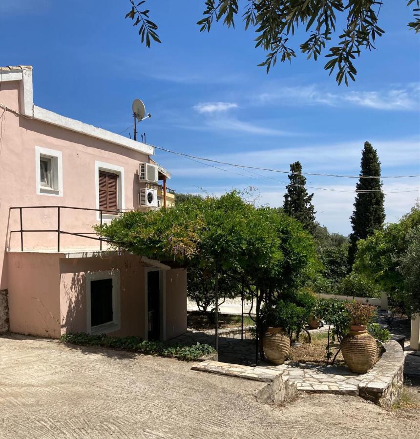 نساكيون Aliki'S Comfortable Holiday Apartments-Great Location المظهر الخارجي الصورة