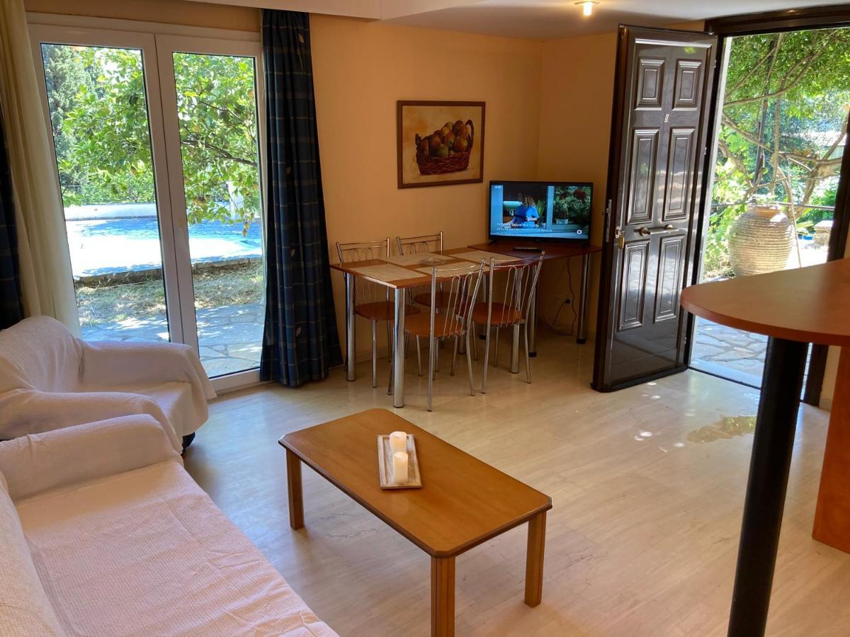 نساكيون Aliki'S Comfortable Holiday Apartments-Great Location المظهر الخارجي الصورة